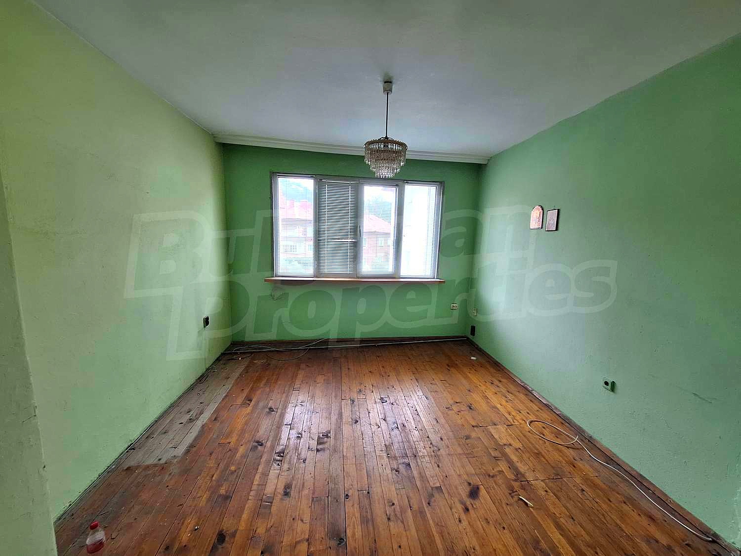 Gallery Picture 4