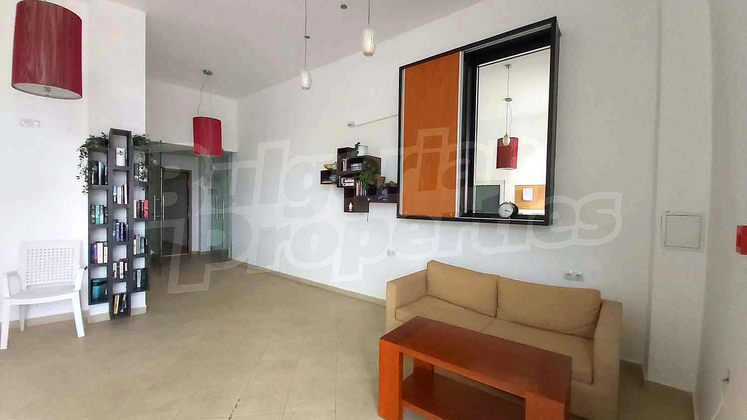 Gallery Picture 10