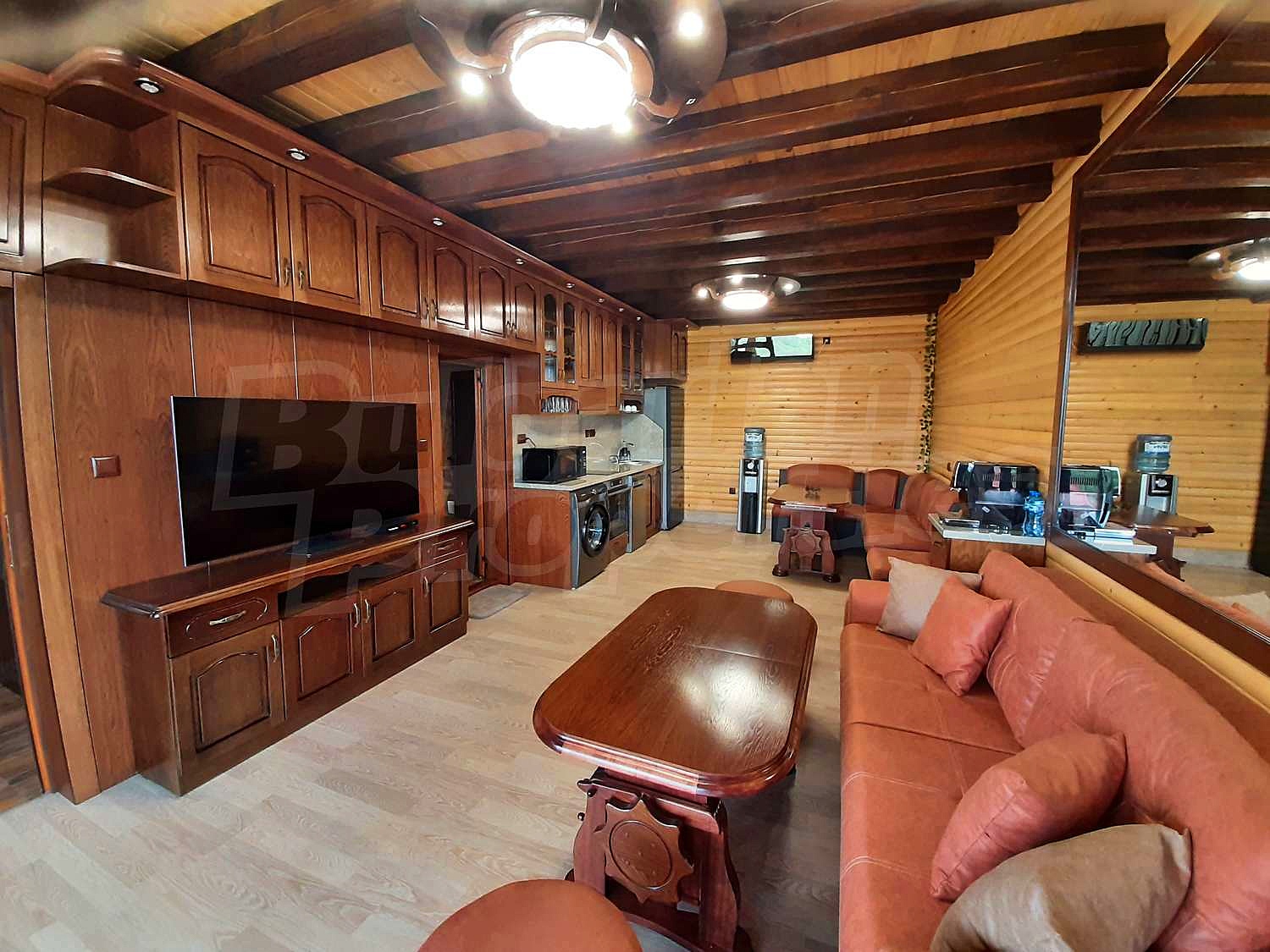 Gallery Picture 5