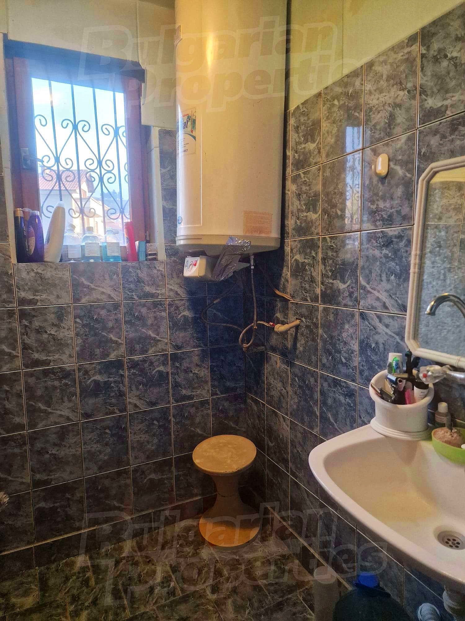Gallery Picture 17