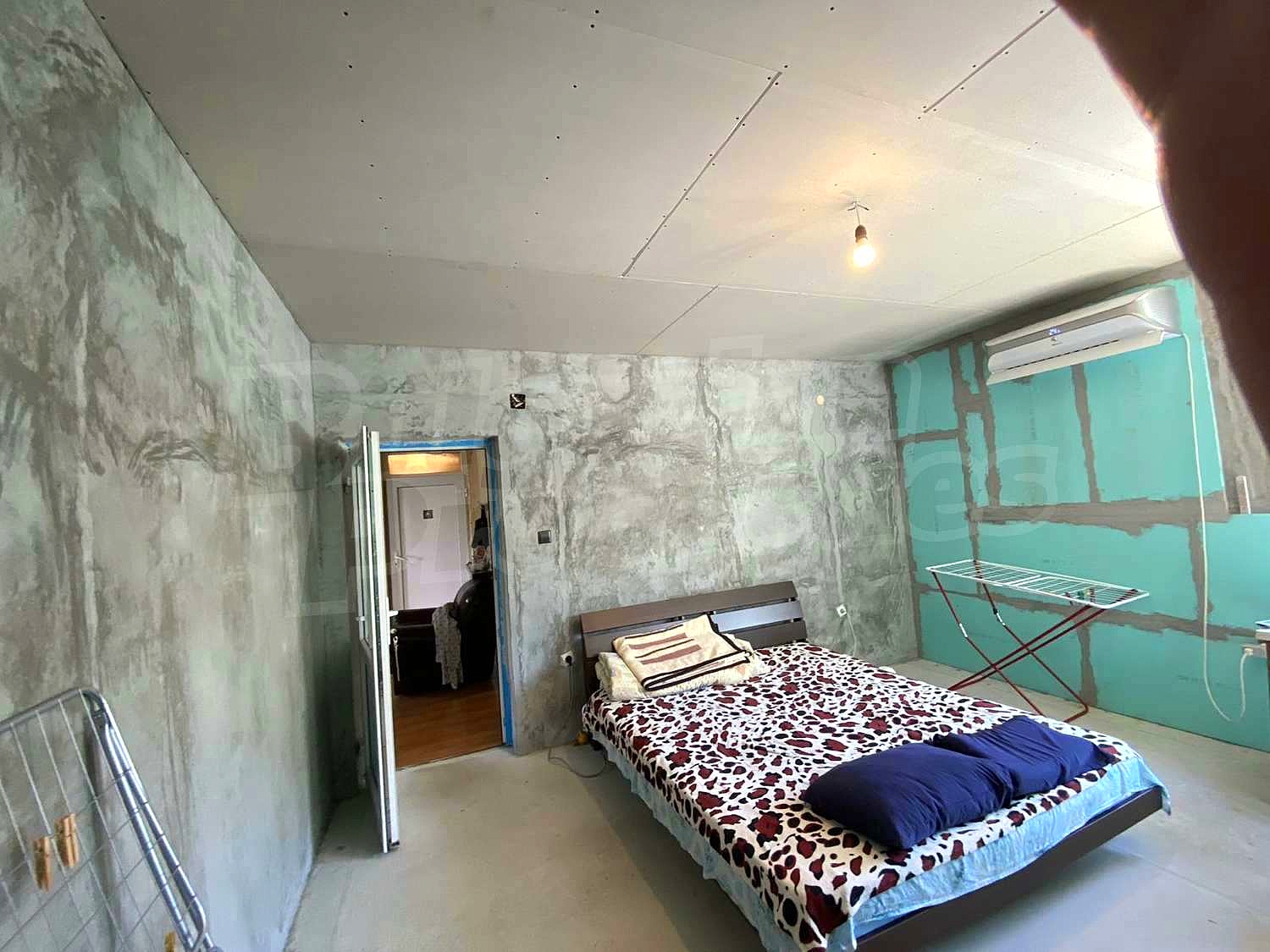 Gallery Picture 10