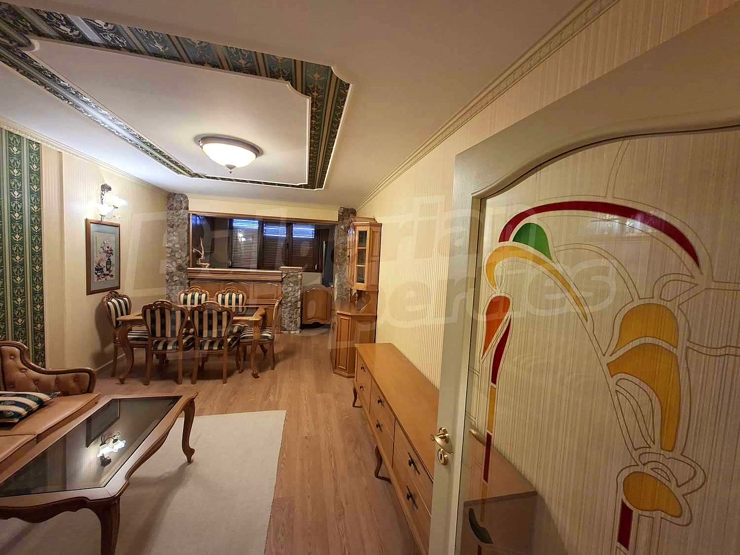 Gallery Picture 5