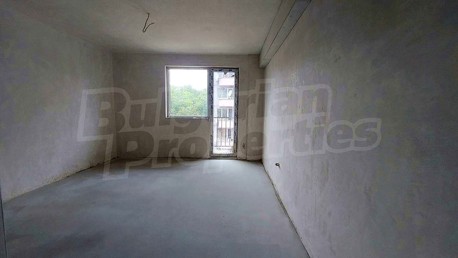 Gallery Picture 5