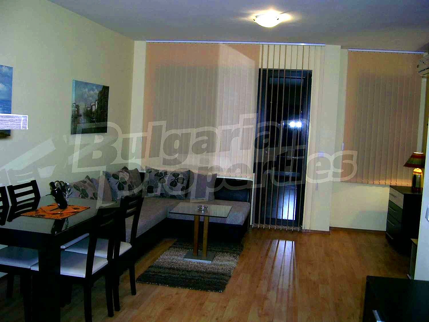 Gallery Picture 6