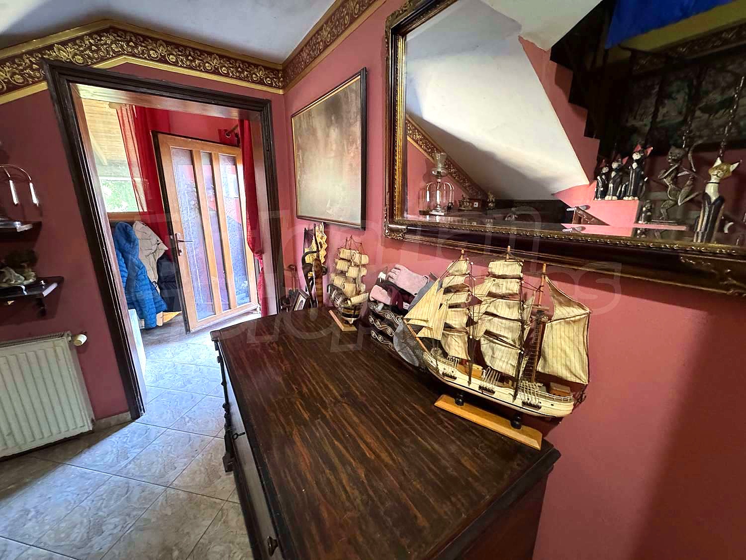 Gallery Picture 8