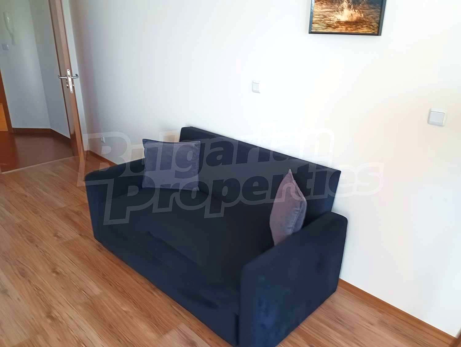 Gallery Picture 10