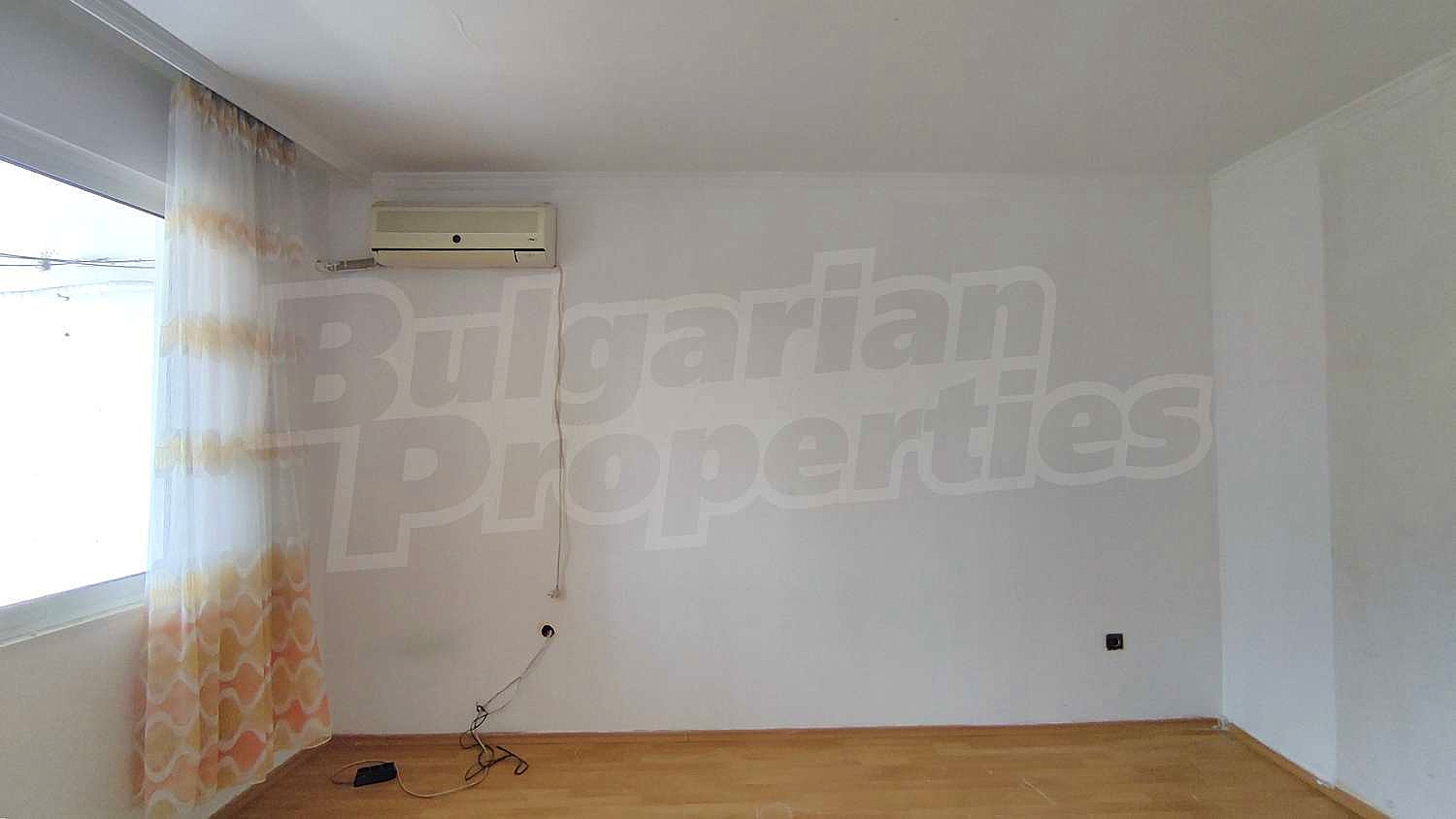 Gallery Picture 11