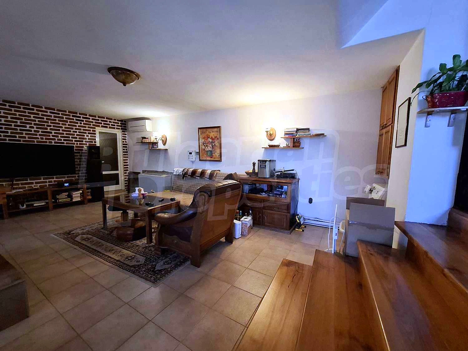 Gallery Picture 17