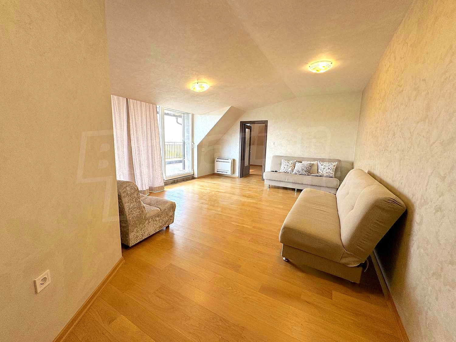 Gallery Picture 11