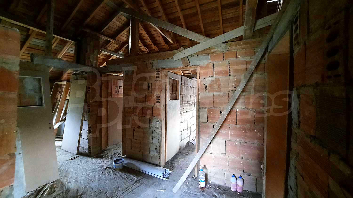 Gallery Picture 19
