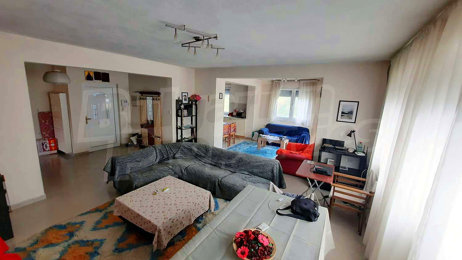 Gallery Picture 3