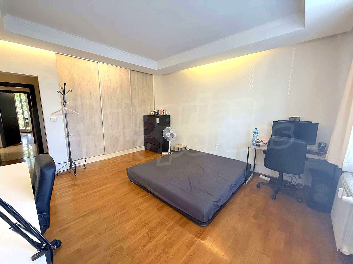 Gallery Picture 44