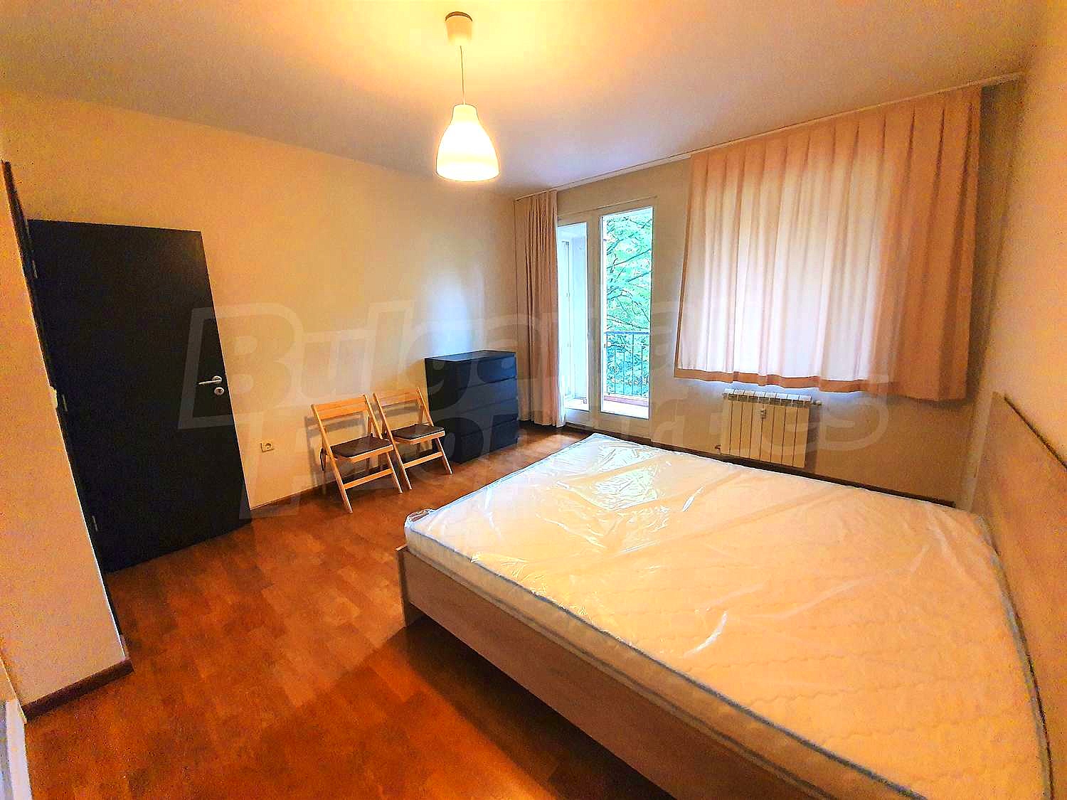 Gallery Picture 18