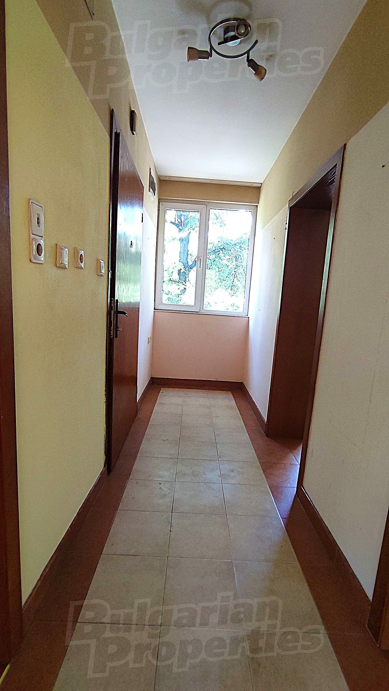 Gallery Picture 18