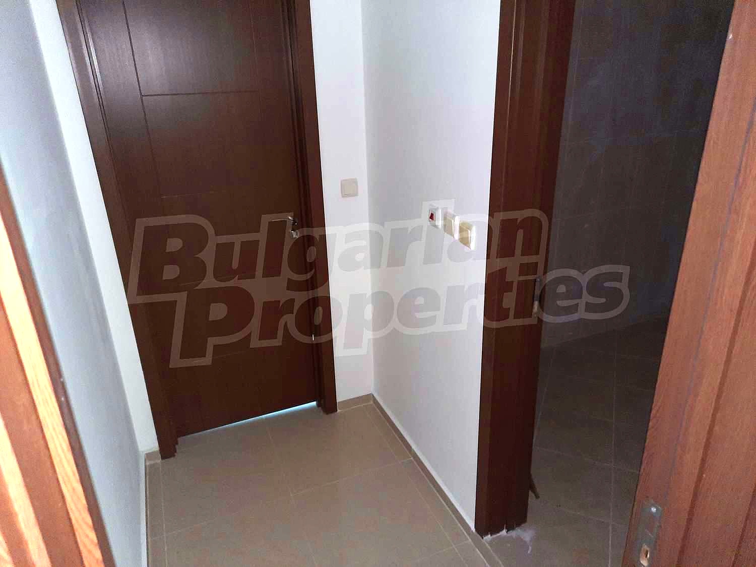 Gallery Picture 14