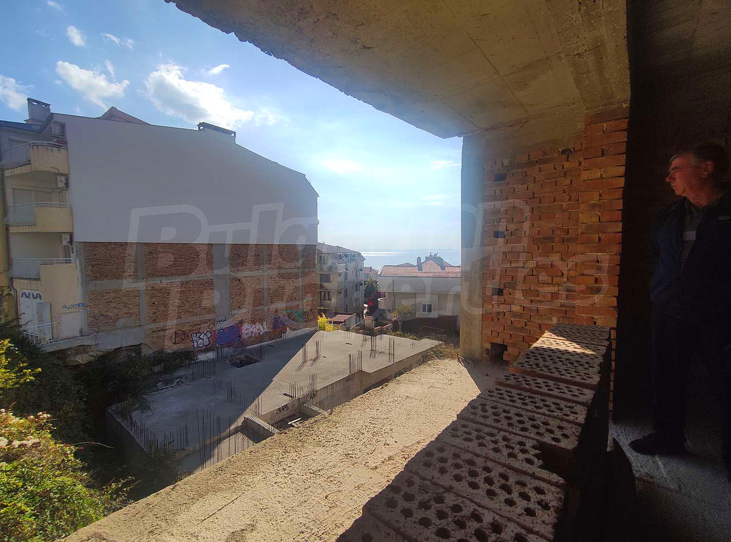 Gallery Picture 15