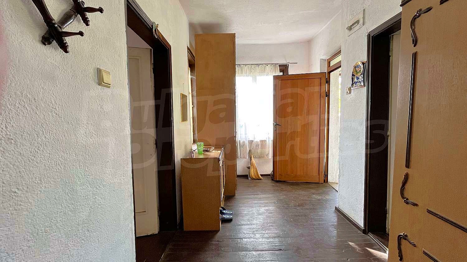 Gallery Picture 16