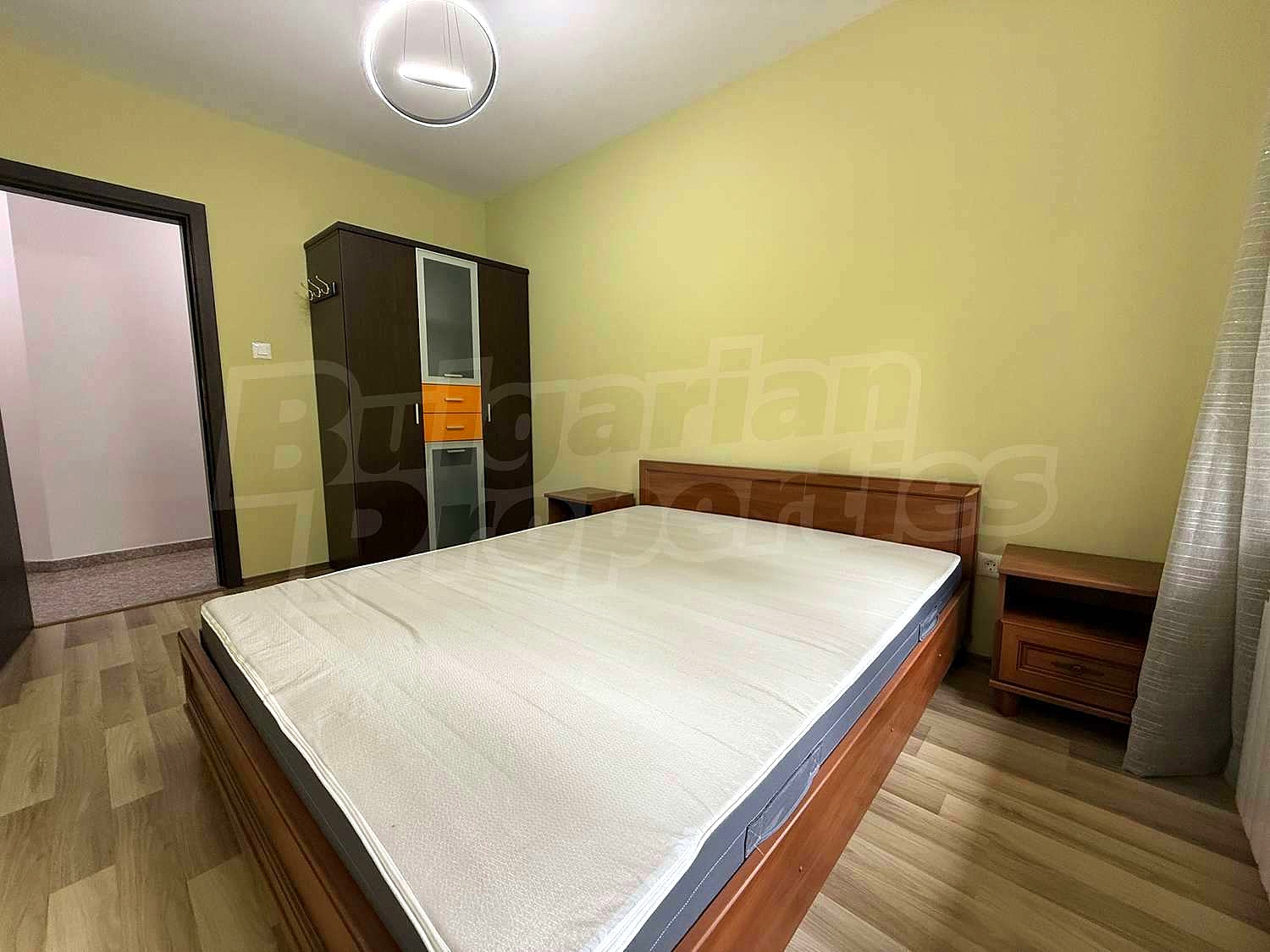 Gallery Picture 115