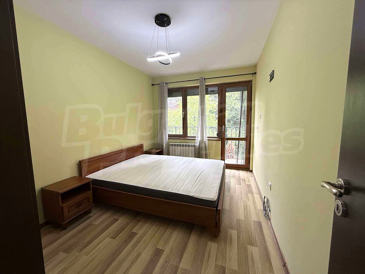 Gallery Picture 37