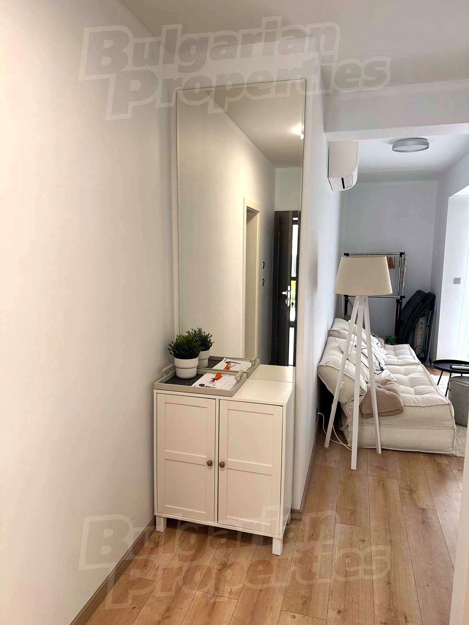 Gallery Picture 5