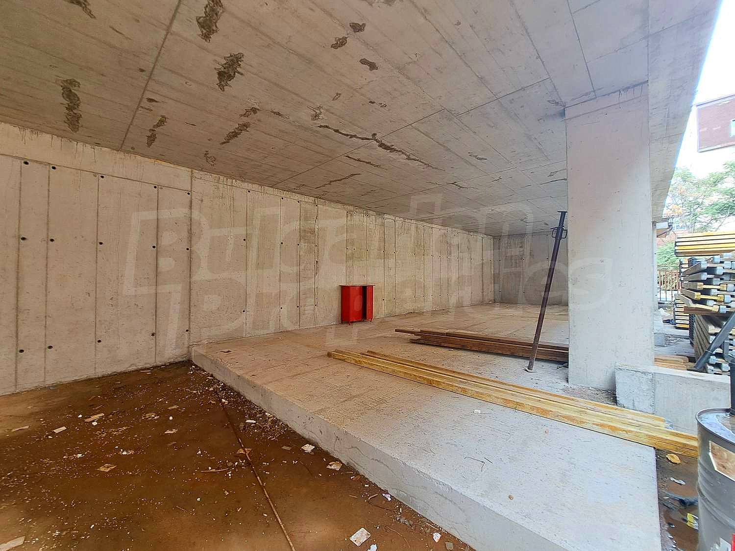 Gallery Picture 3