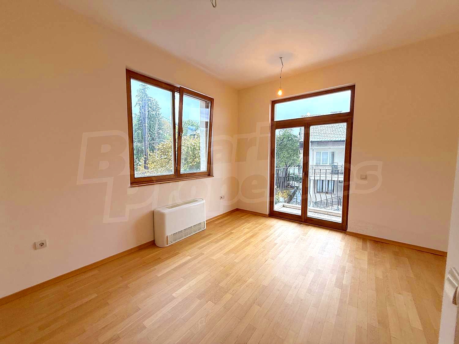 Gallery Picture 4