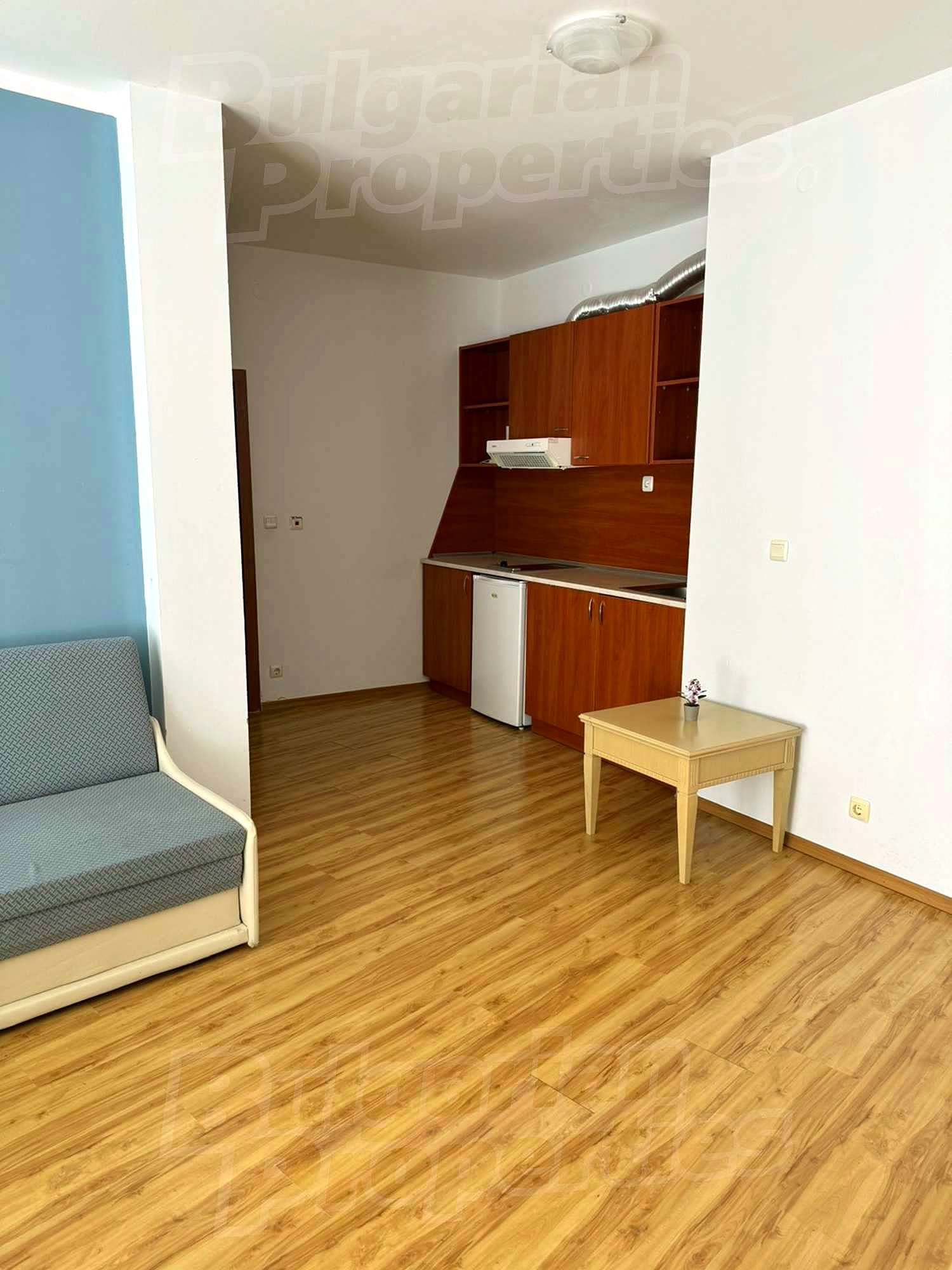 Gallery Picture 15