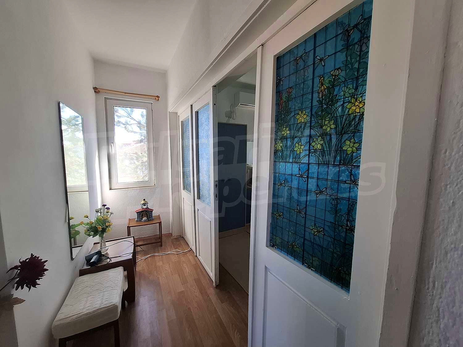 Gallery Picture 34