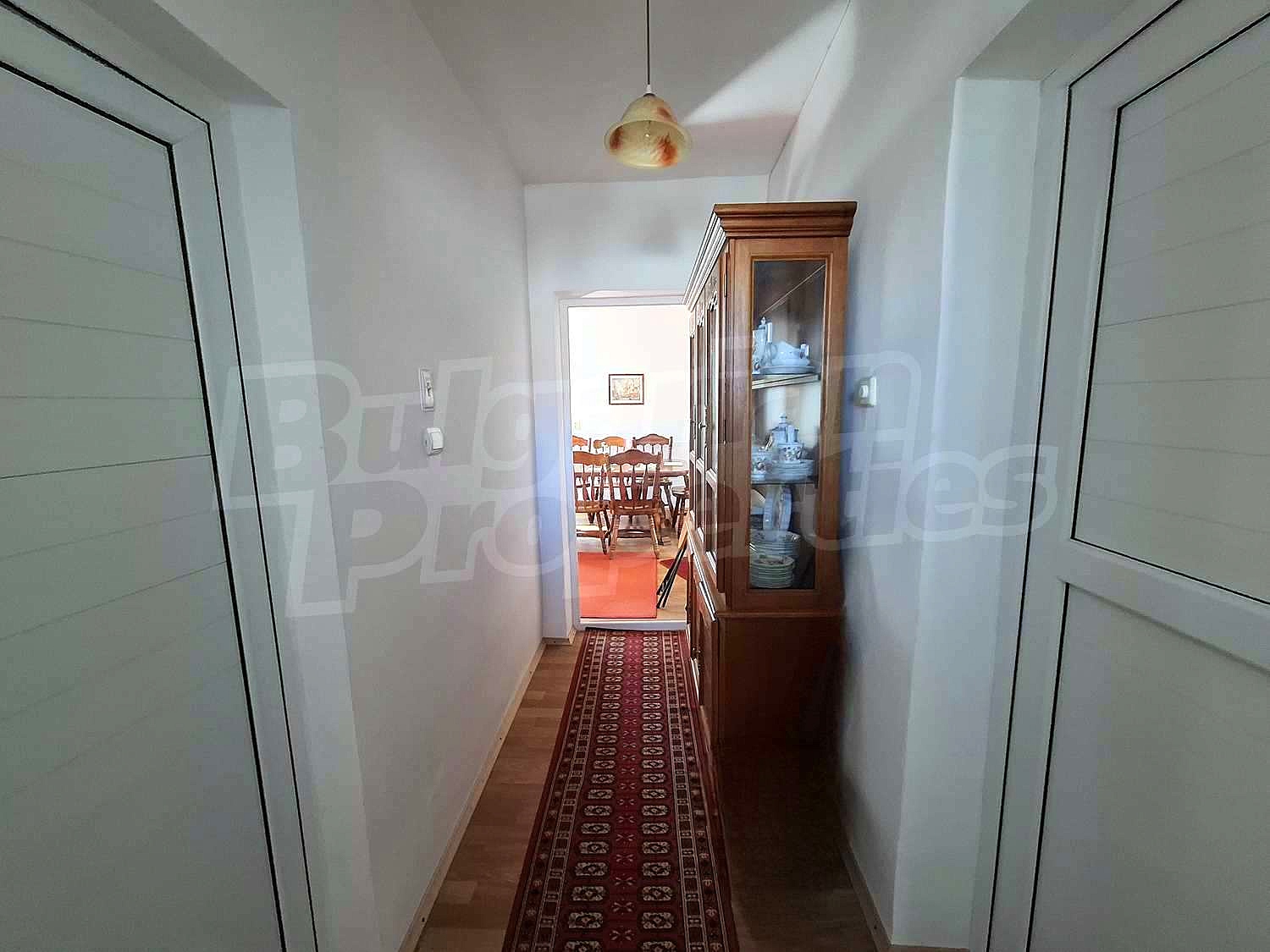 Gallery Picture 10