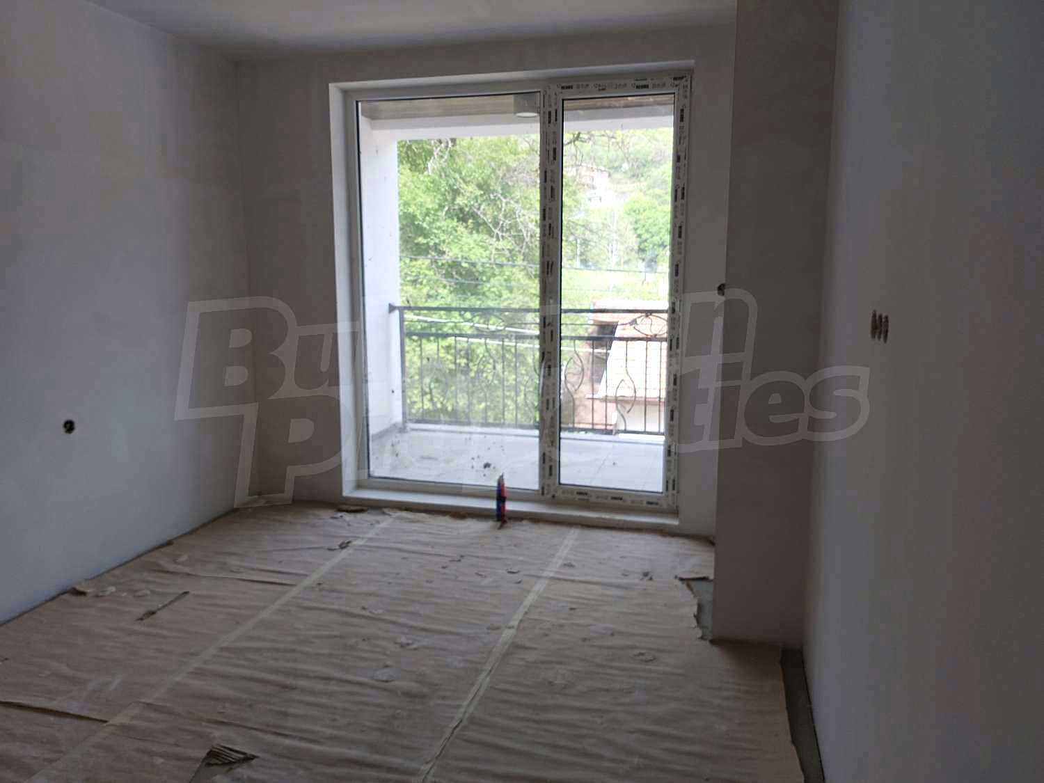 Gallery Picture 37