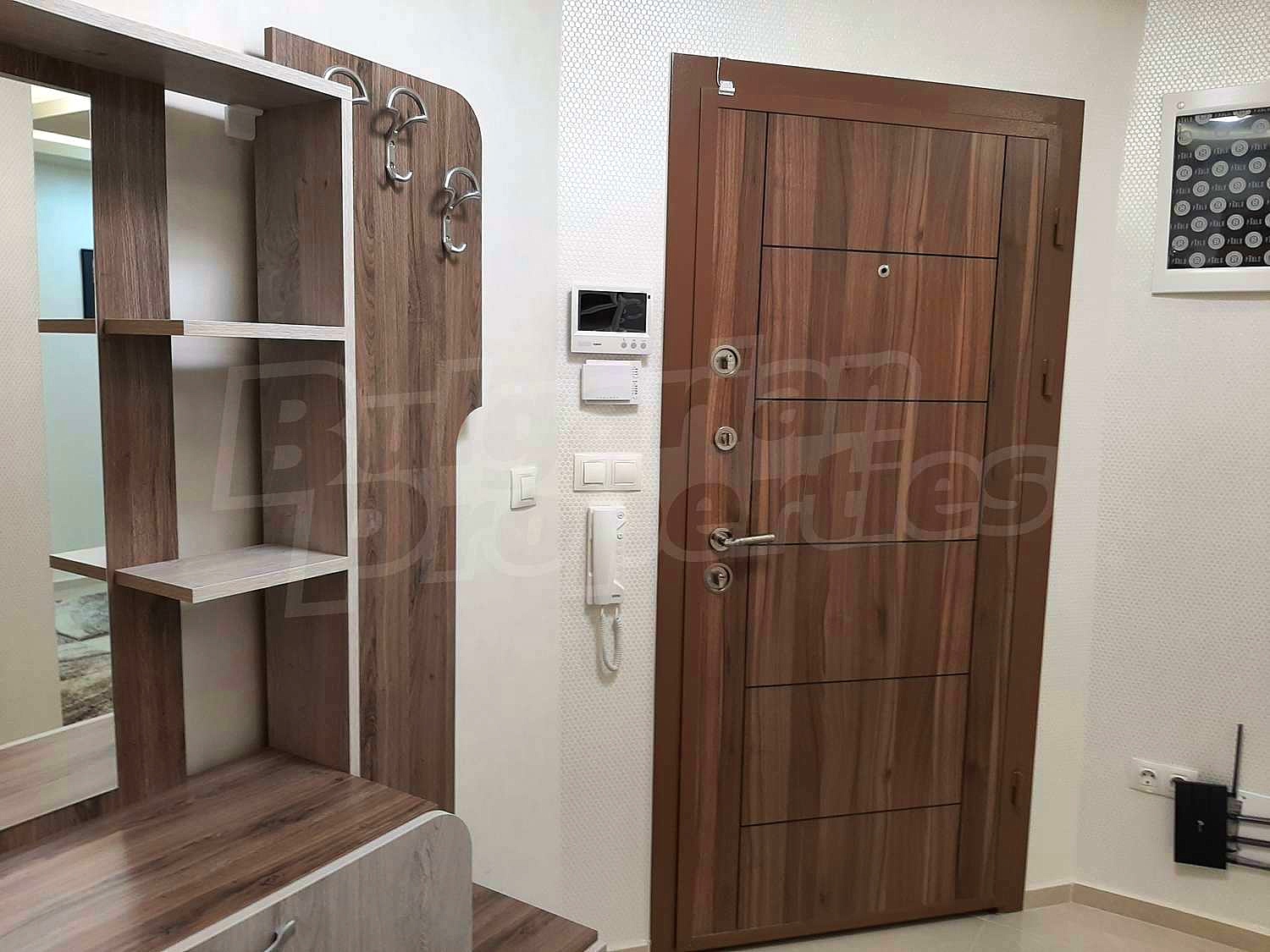 Gallery Picture 42