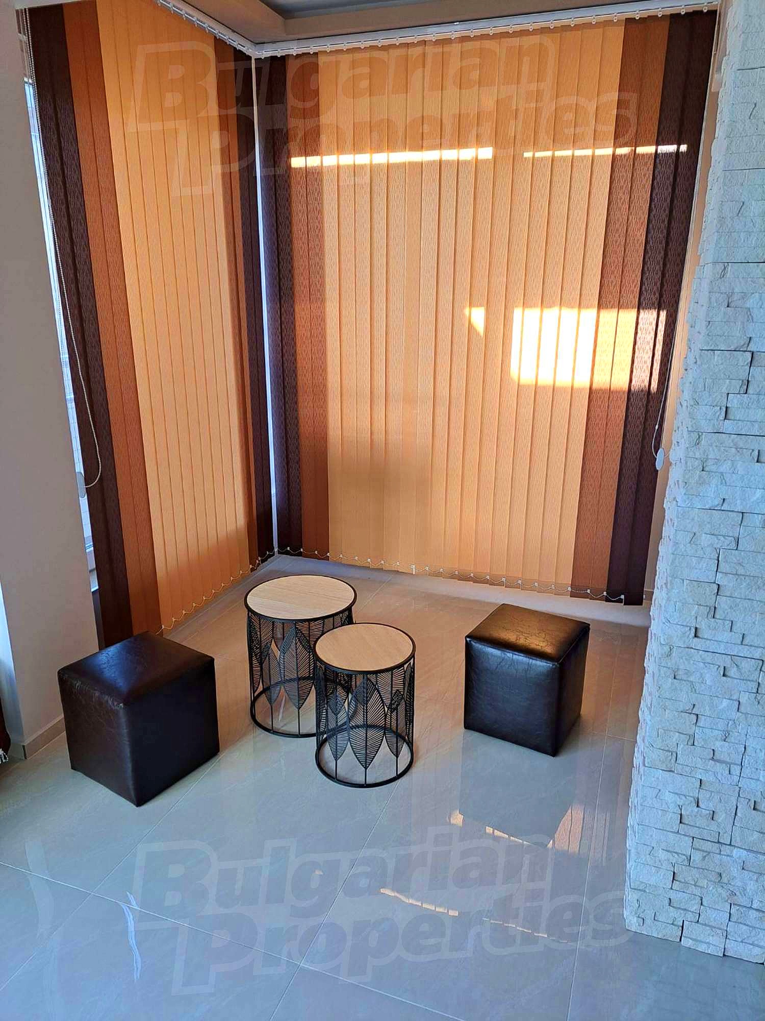 Gallery Picture 17