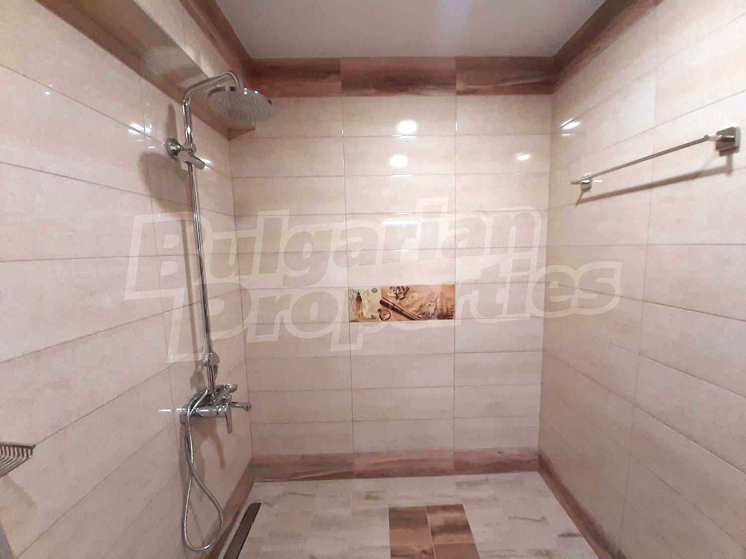 Gallery Picture 44