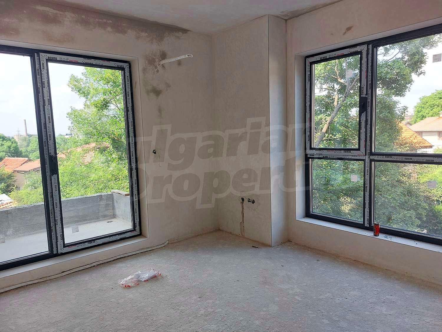 Gallery Picture 33