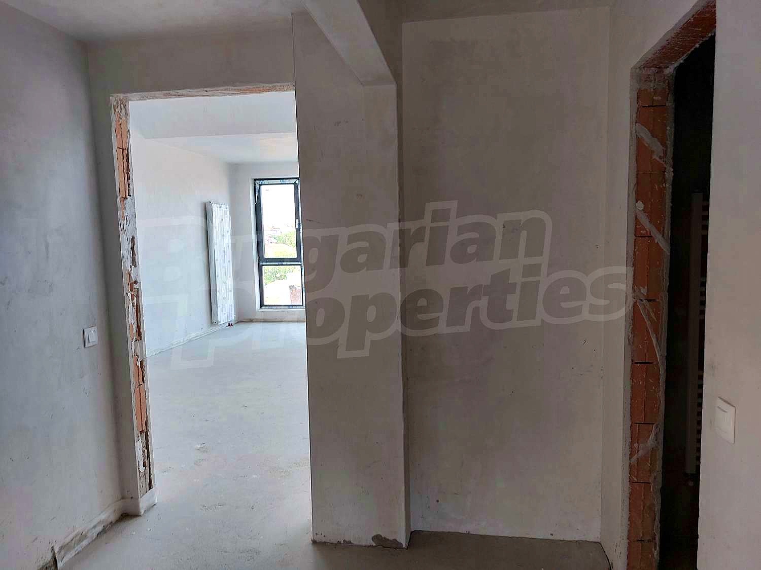 Gallery Picture 10