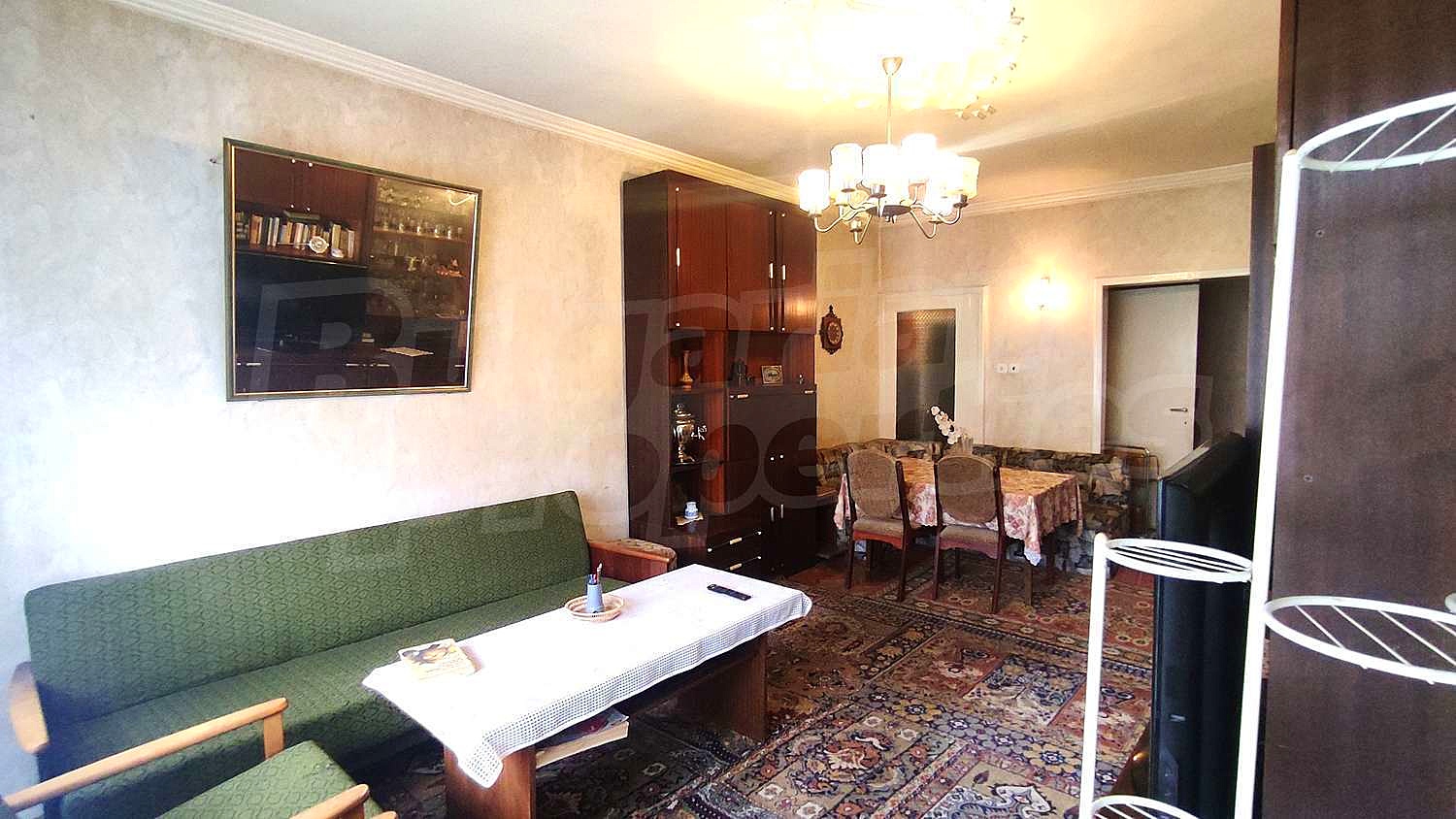 Gallery Picture 5