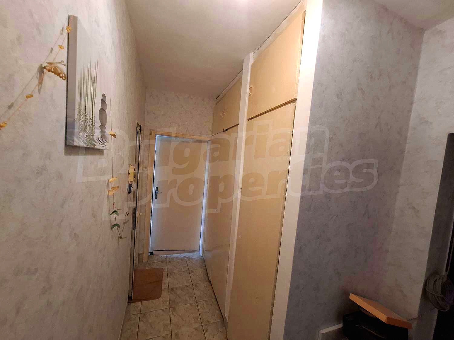 Gallery Picture 12