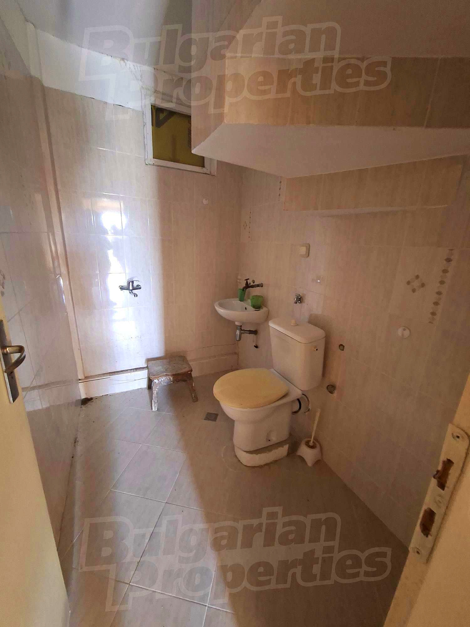 Gallery Picture 8