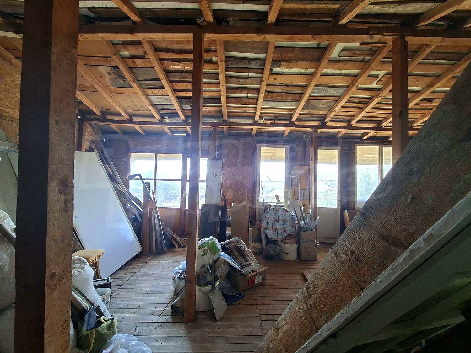 Gallery Picture 10