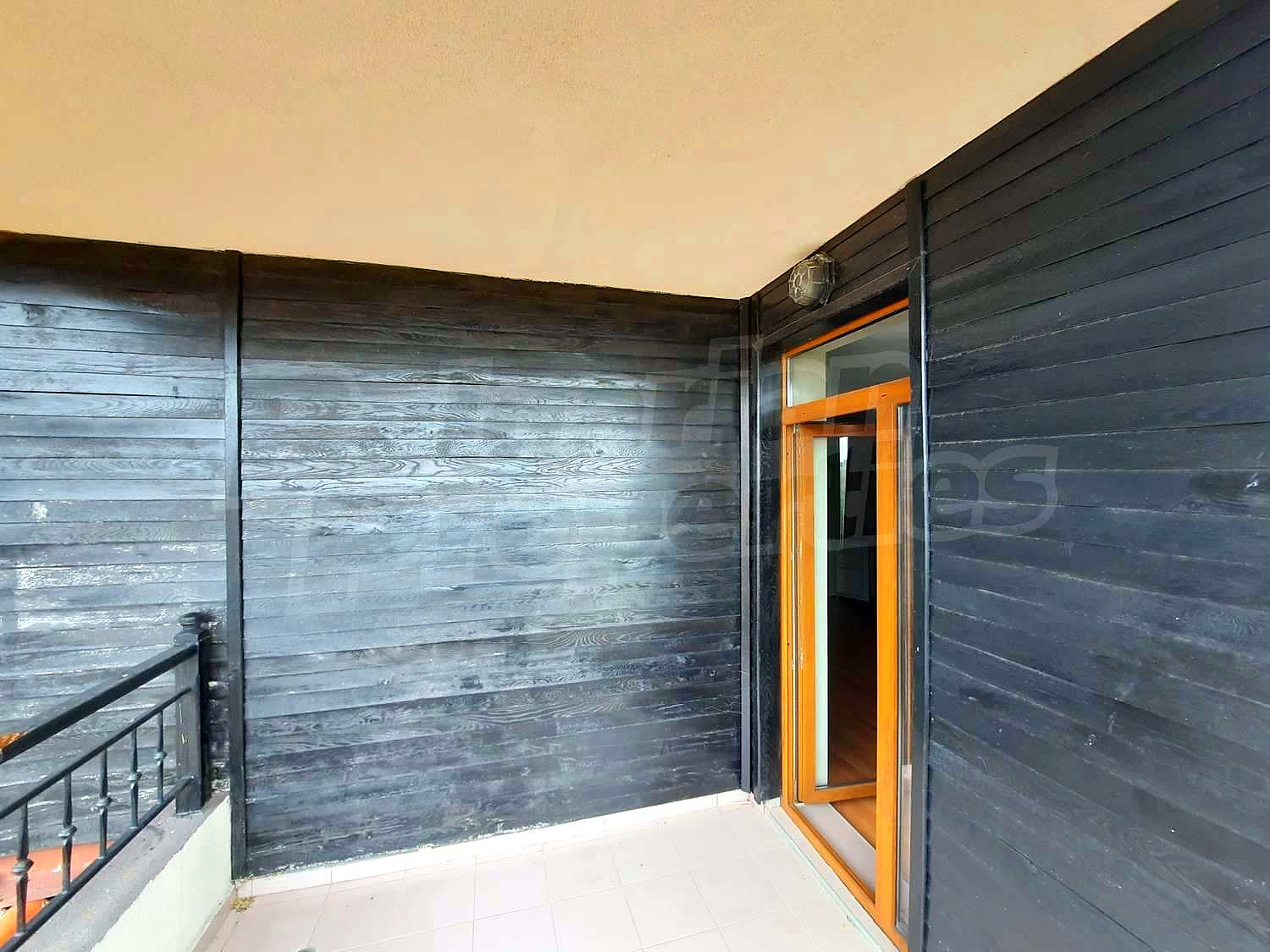 Gallery Picture 48