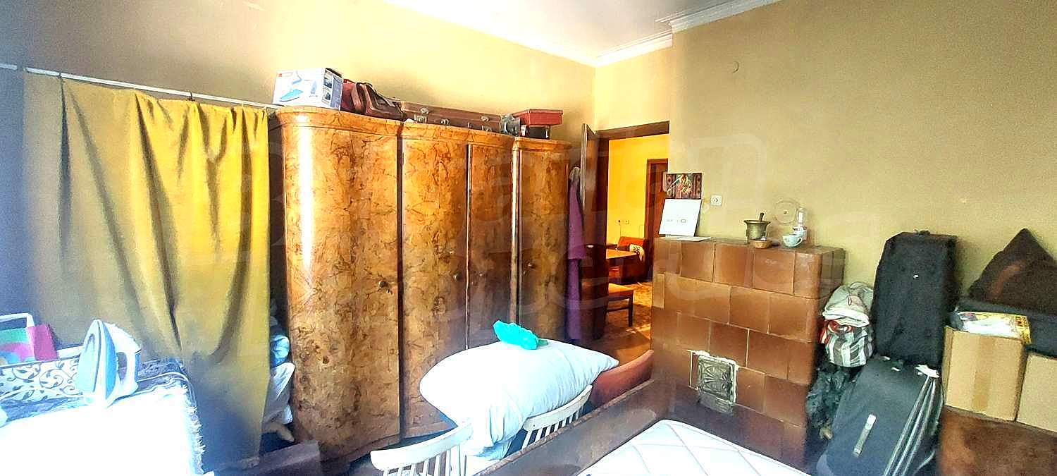 Gallery Picture 10