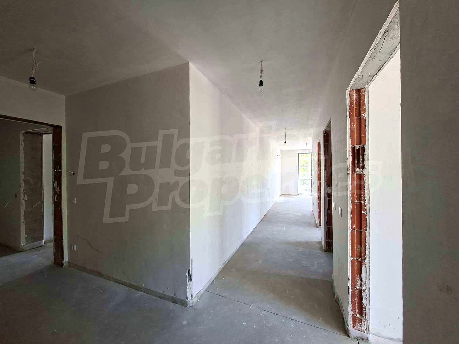 Gallery Picture 6