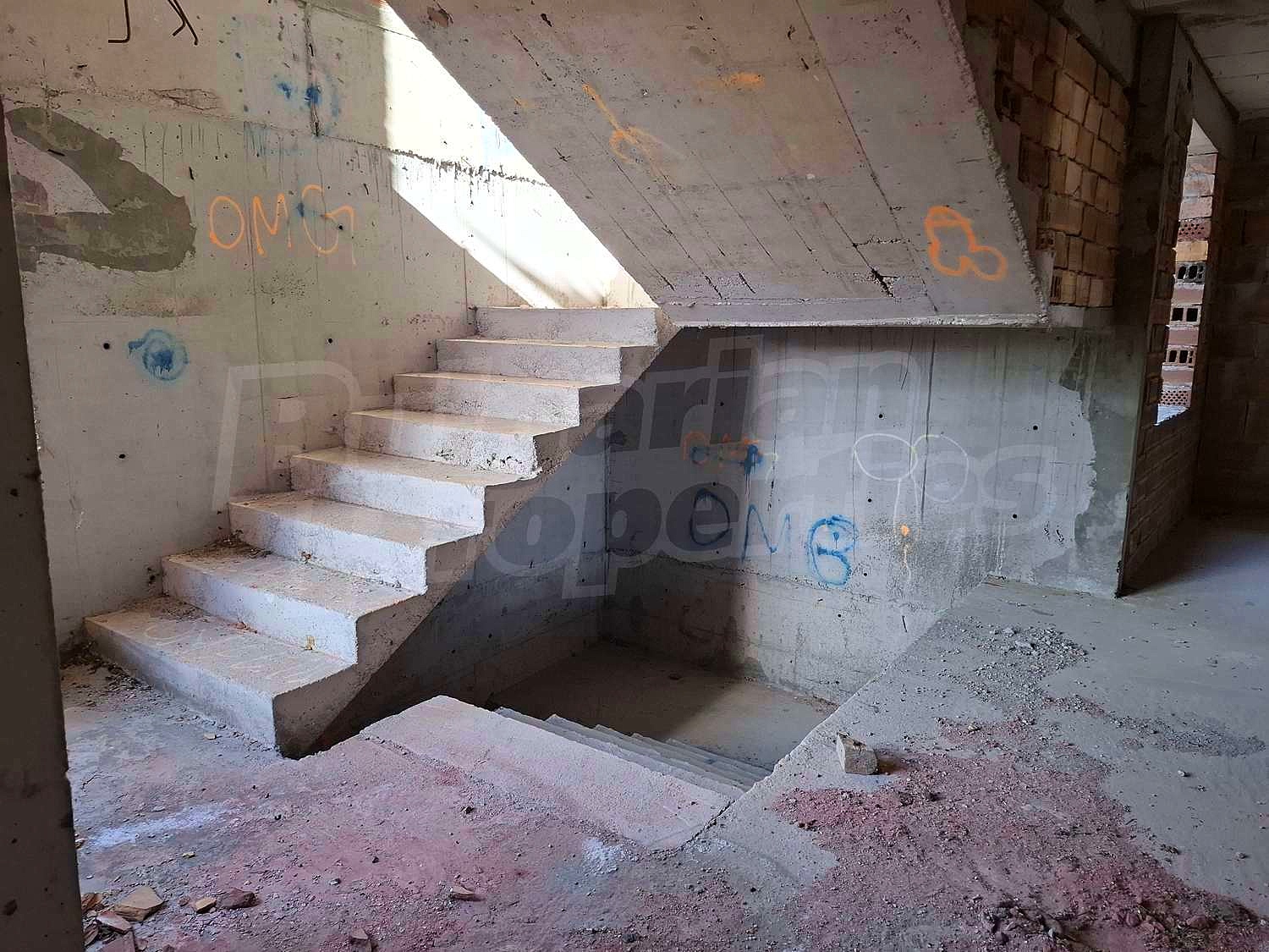 Gallery Picture 5