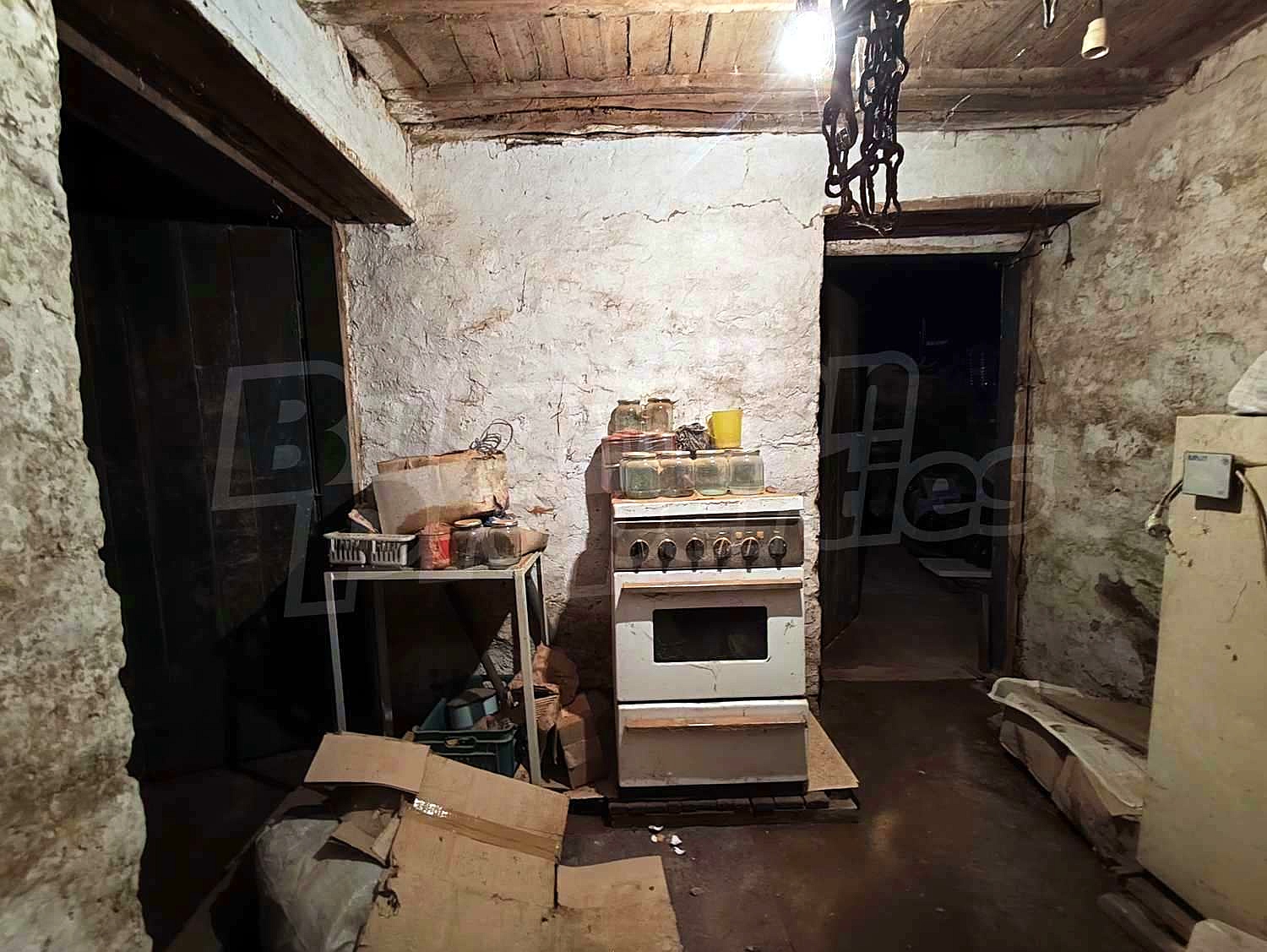 Gallery Picture 33