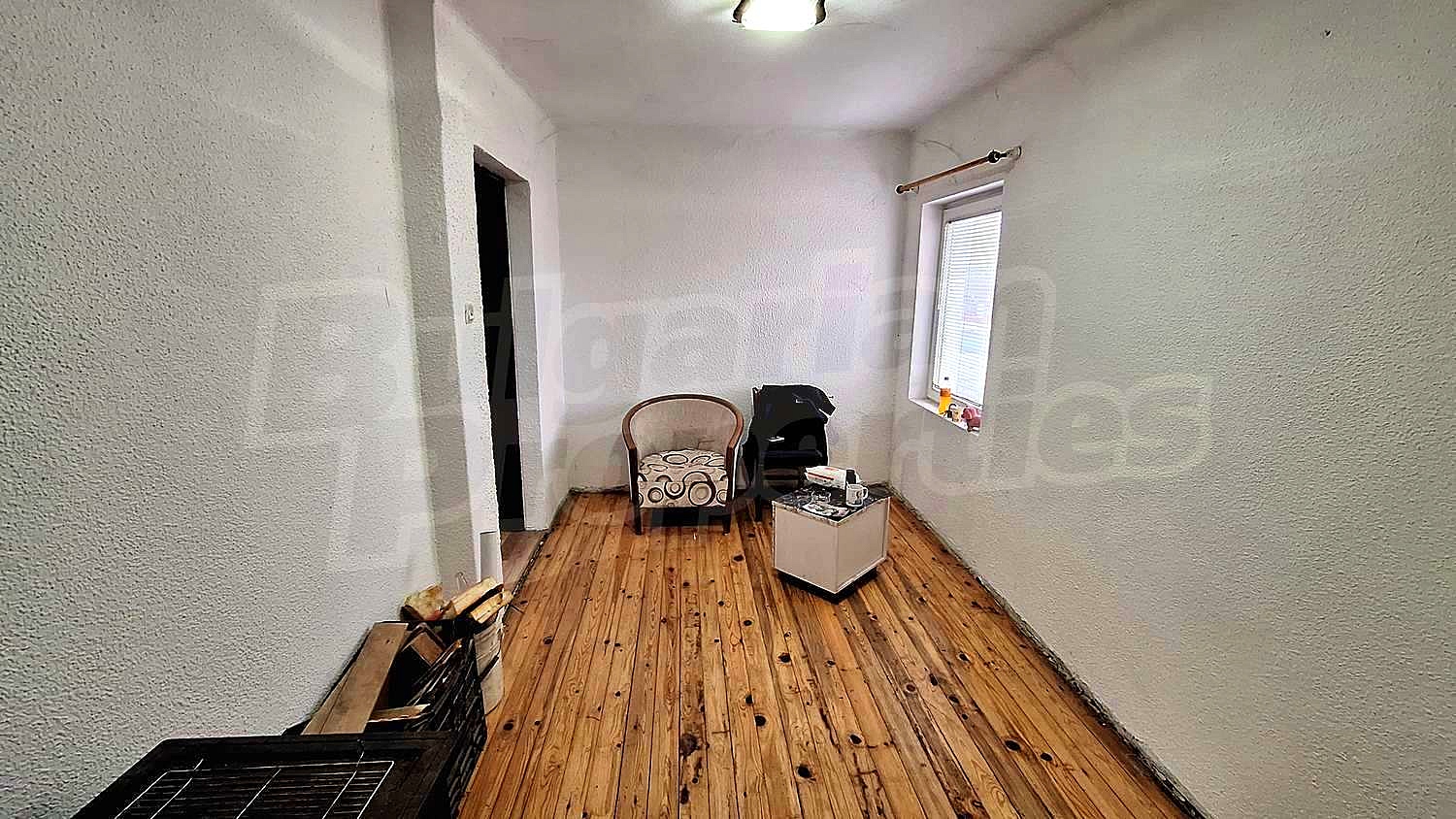 Gallery Picture 28