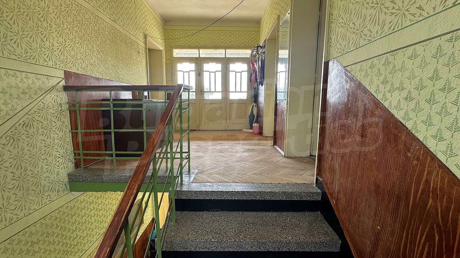 Gallery Picture 19