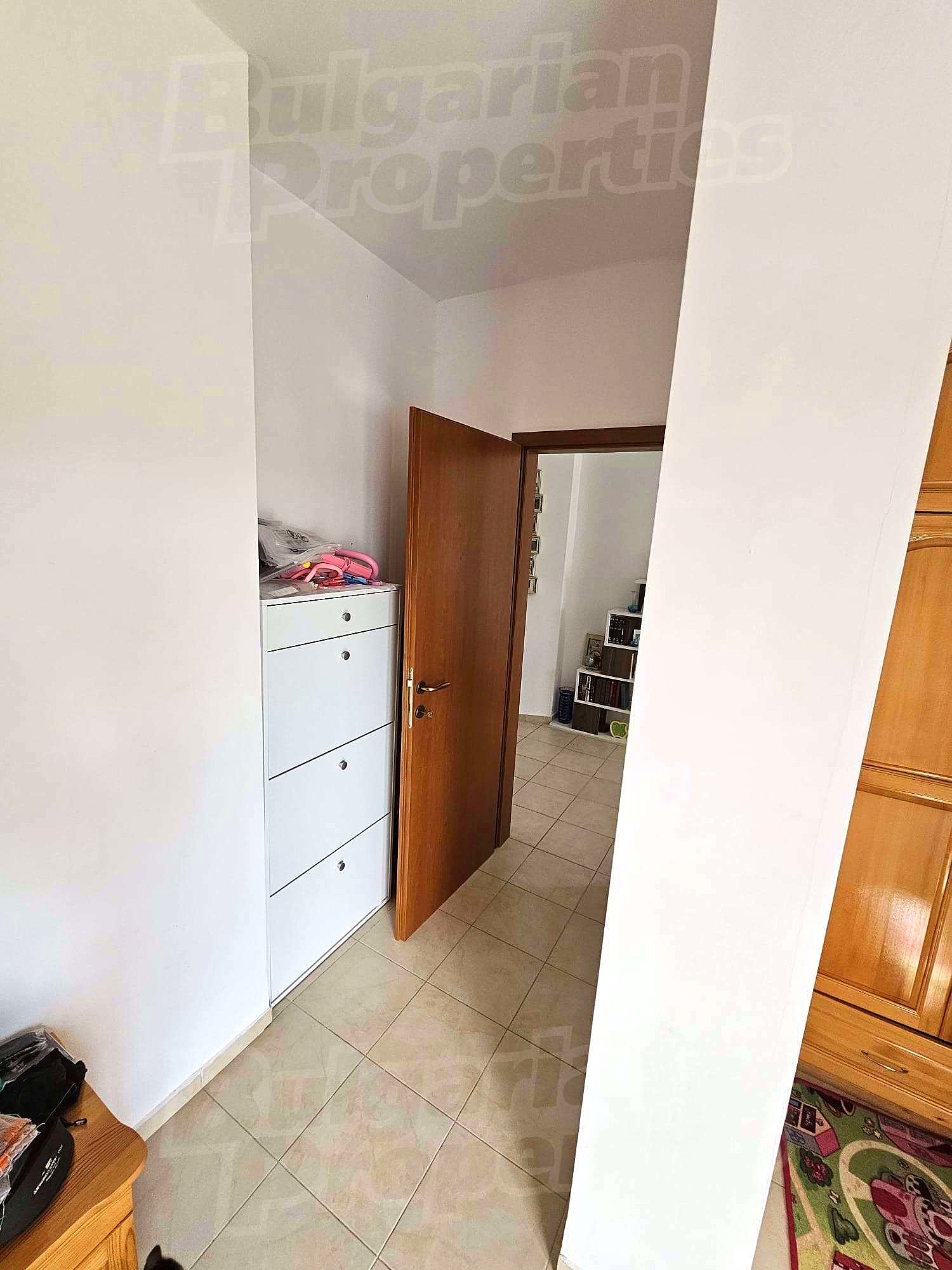 Gallery Picture 32