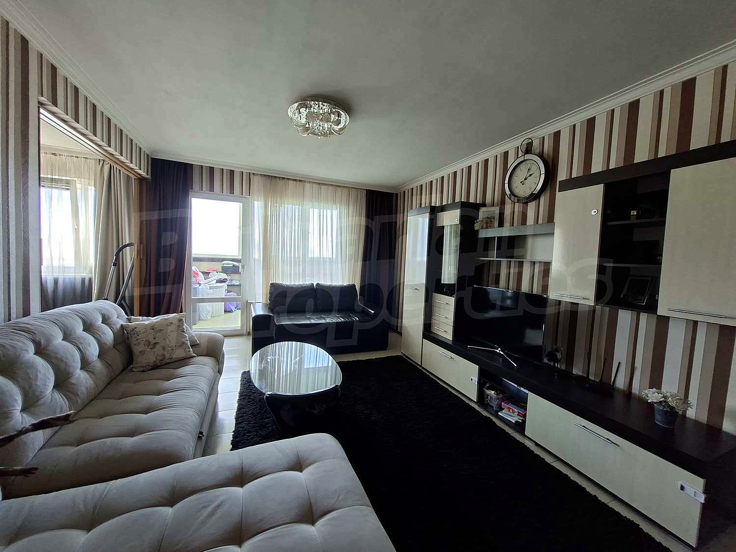 Gallery Picture 6