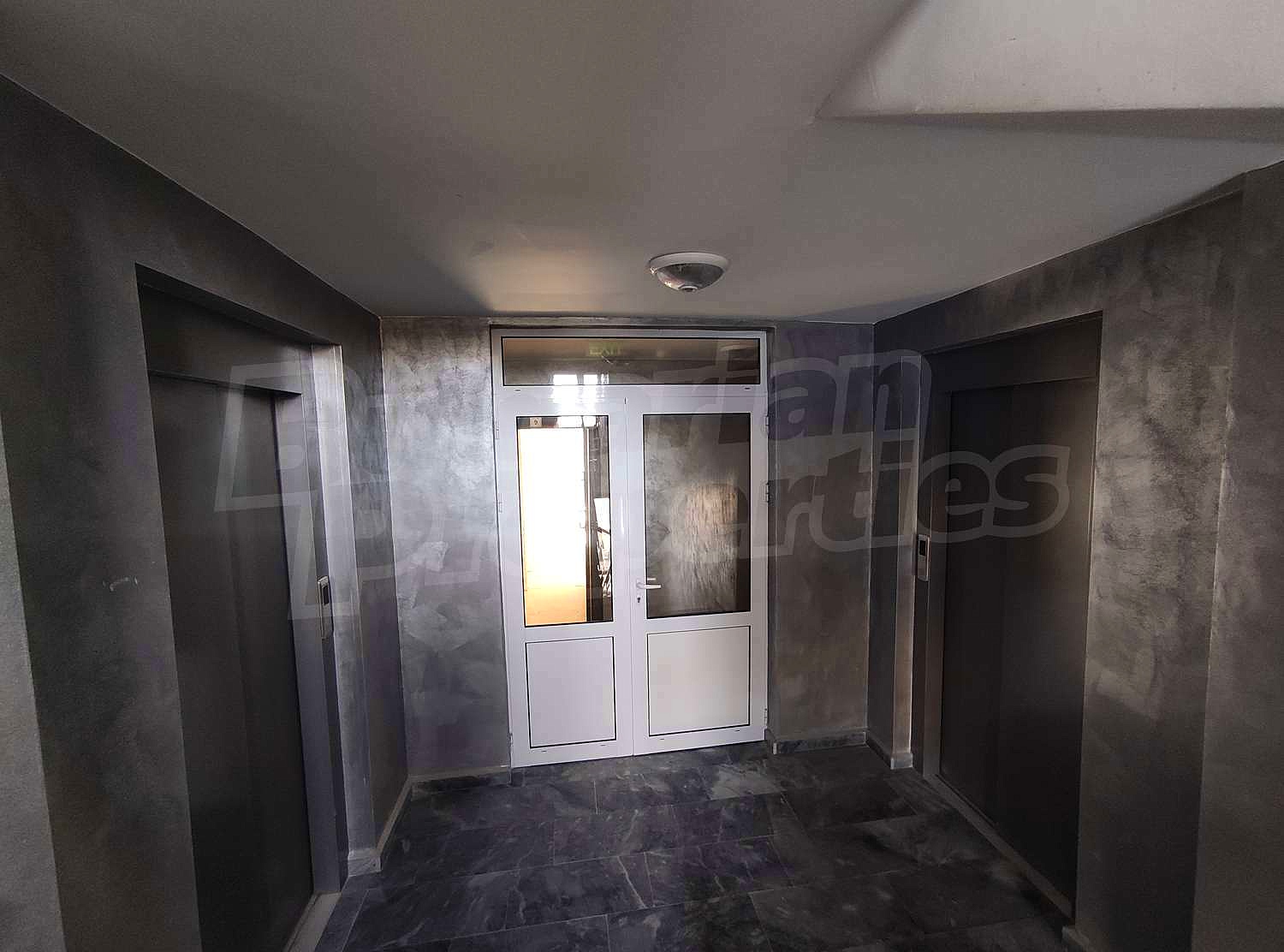 Gallery Picture 15