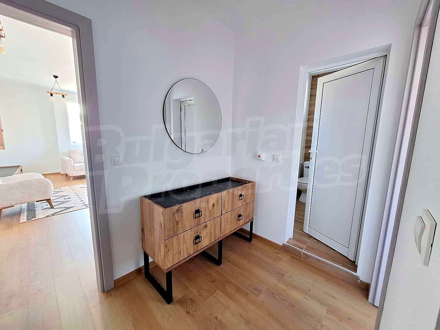Gallery Picture 8